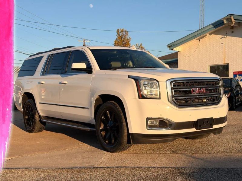 2017 GMC Yukon XL SLT's photo